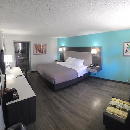 קרטרסוויל Quality Inn & Suites מראה חיצוני תמונה