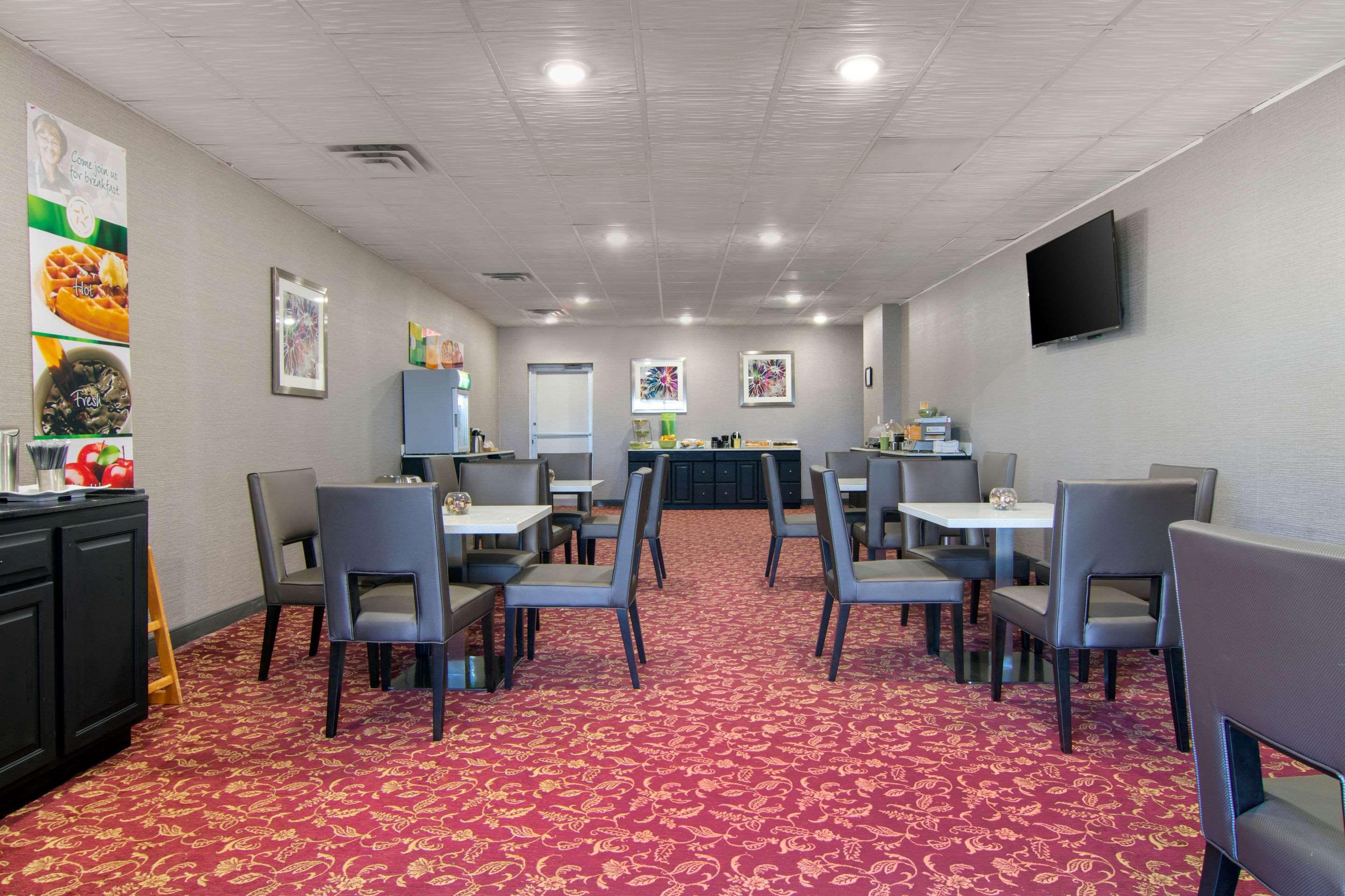 קרטרסוויל Quality Inn & Suites מראה חיצוני תמונה